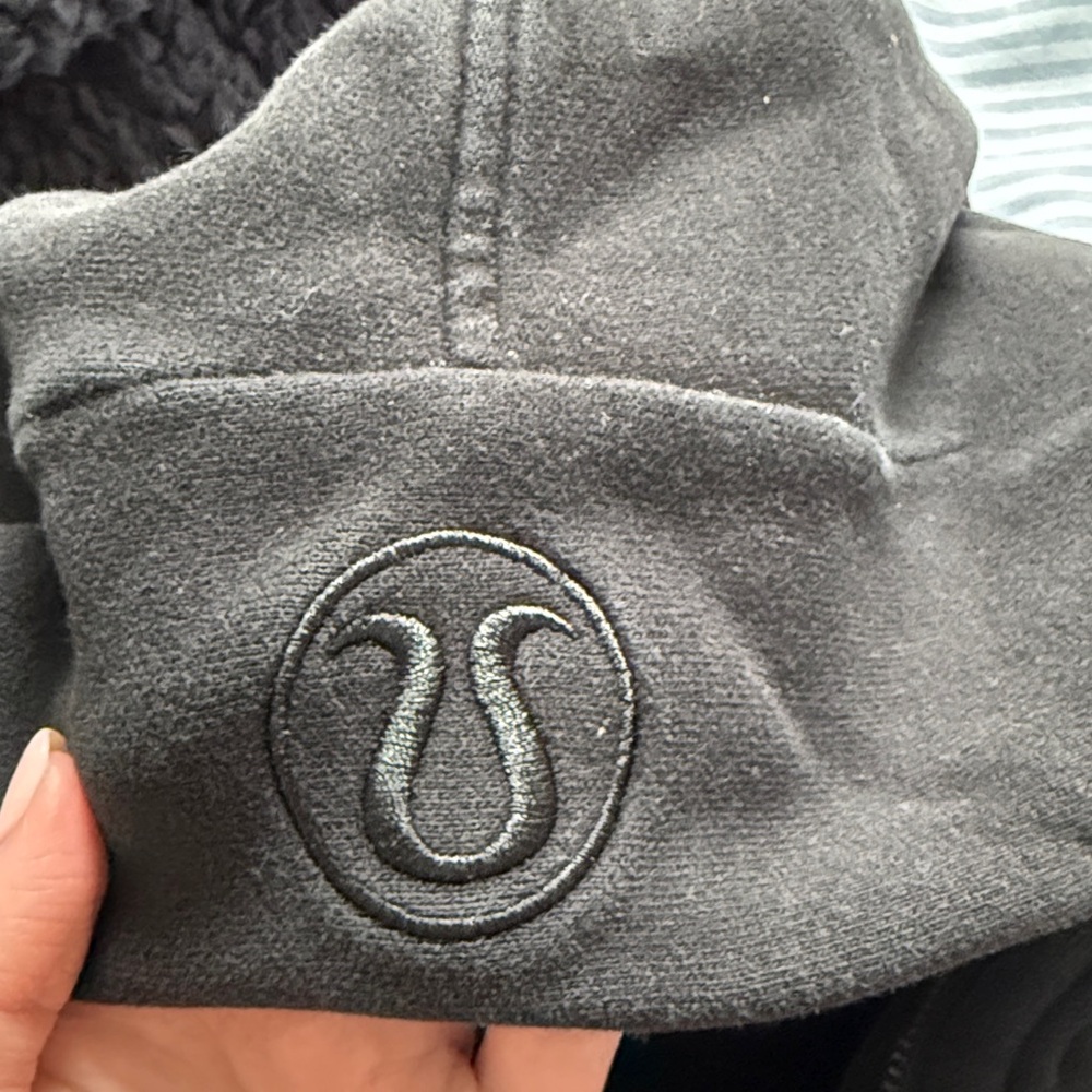 GREAT CONDITION! lululemon athletica oversized half-zip scuba hoodie all black - Picture 3 of 5